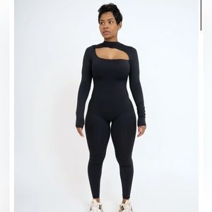 Body by Neeks cut out bodysuit